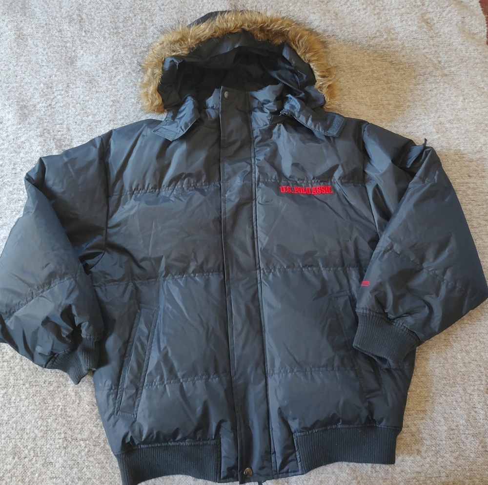 U.S. Polo Assn Black Quilted Puffer Jacket Red Accent large
